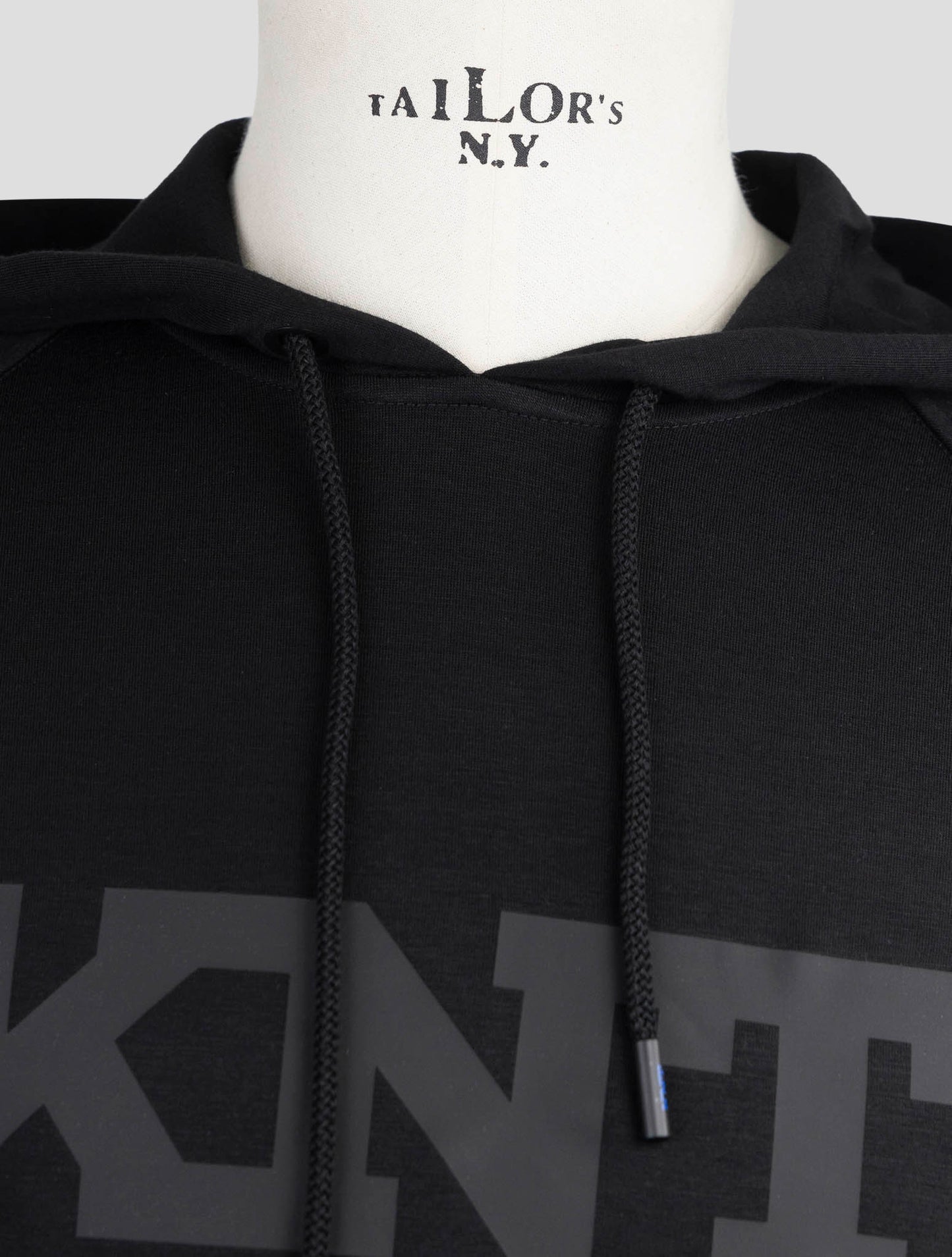 Kiton Knt Black Viscose Ea Sweater Hoodie