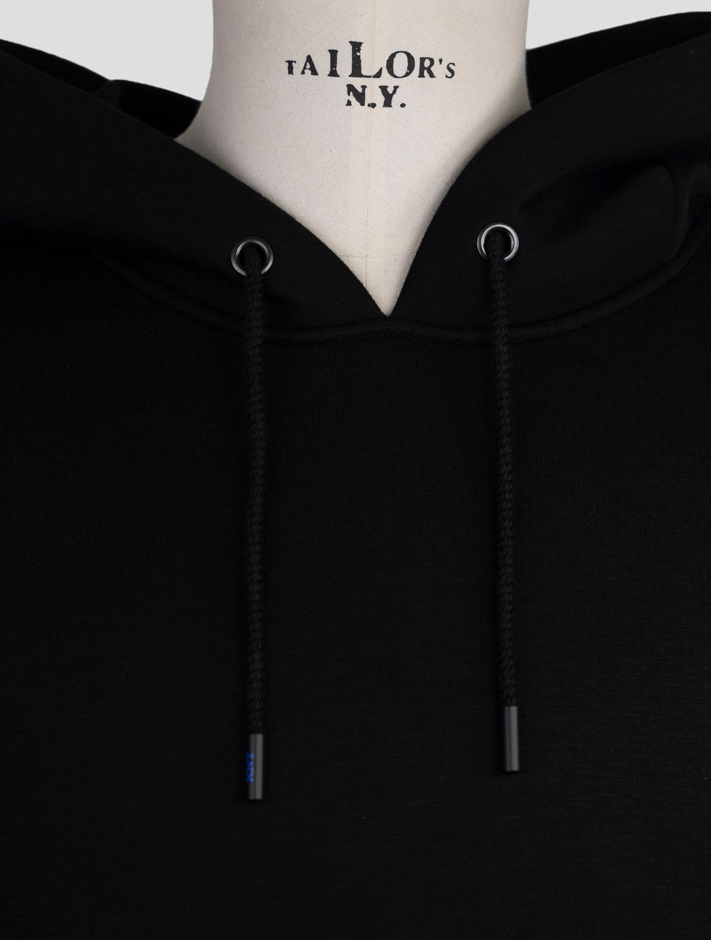 Kiton Knt Black Viscose Ea Sweater Hoodie