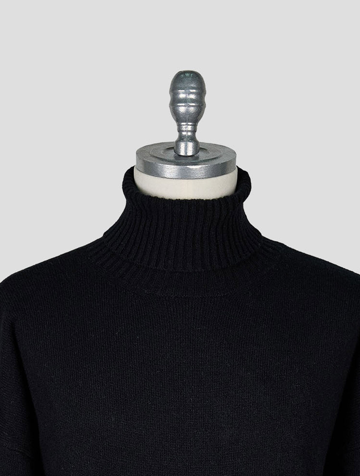 Kiton Knt Black Virgin Wool Sweater Turtleneck