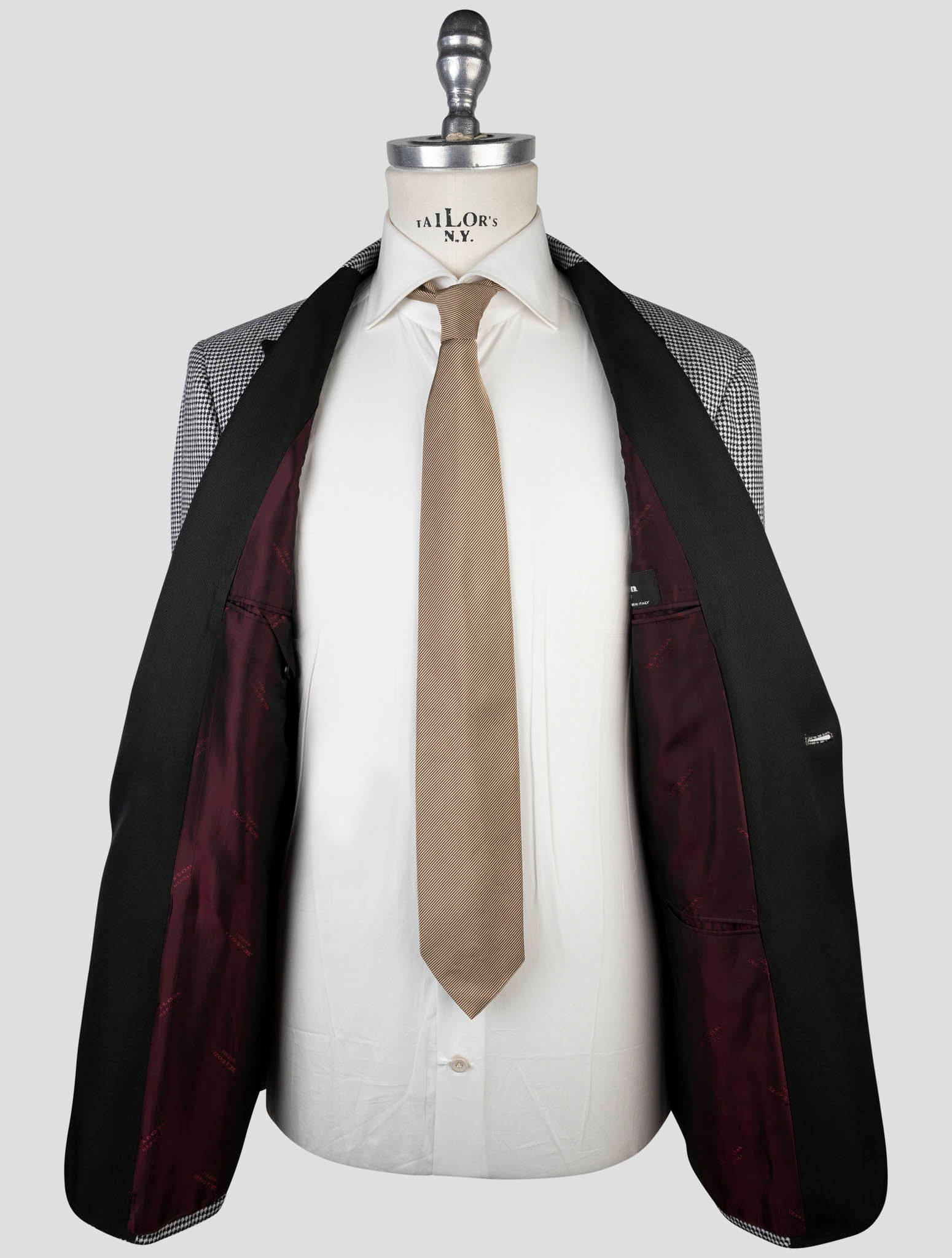 Kiton Black White Cashmere Virgin Wool Silk Linen Smoking Blazer