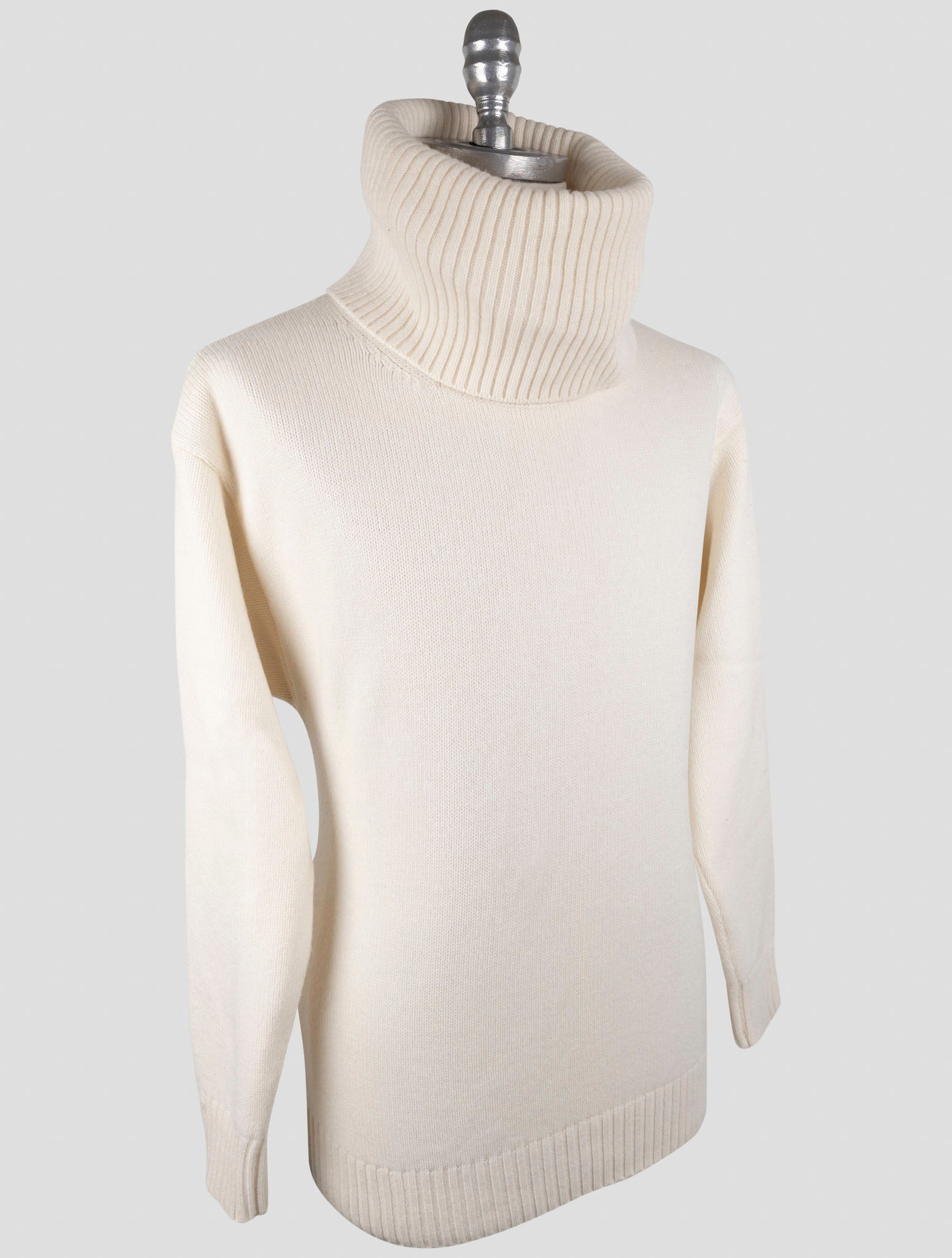 Kiton White Cashmere Pa Pu Sweater Turtleneck