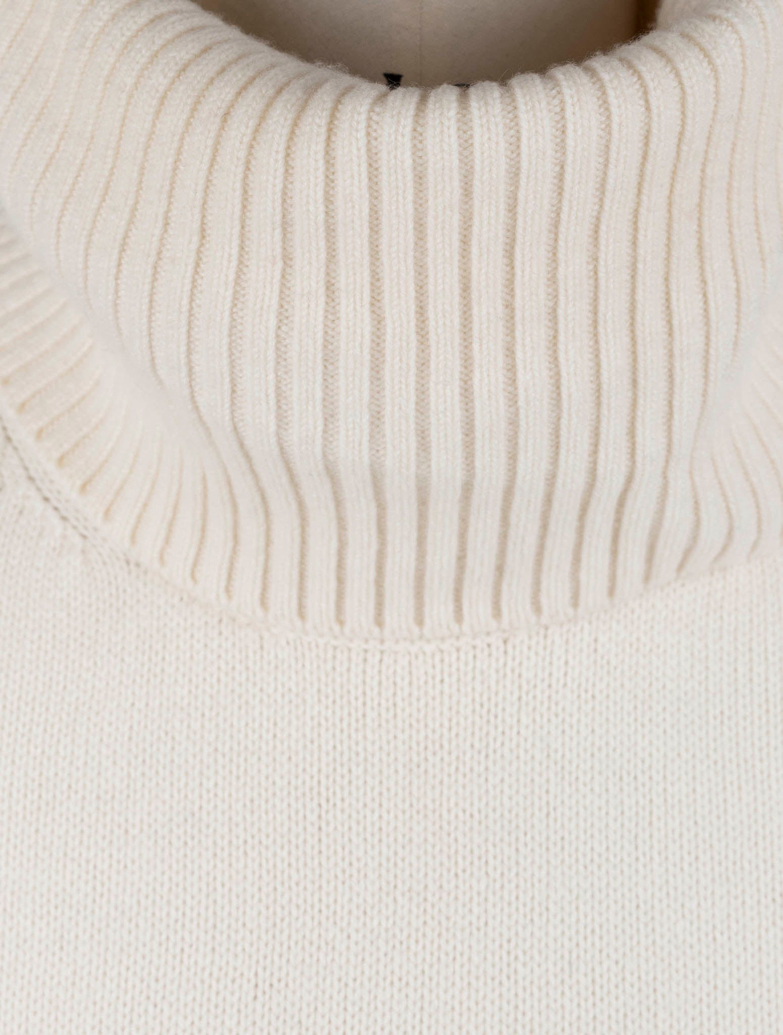 Kiton White Cashmere Pa Pu Sweater Turtleneck