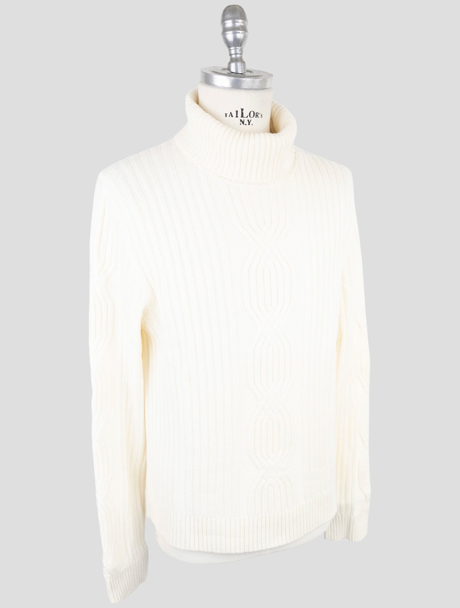 Kiton White Cashmere Sweater Turtleneck