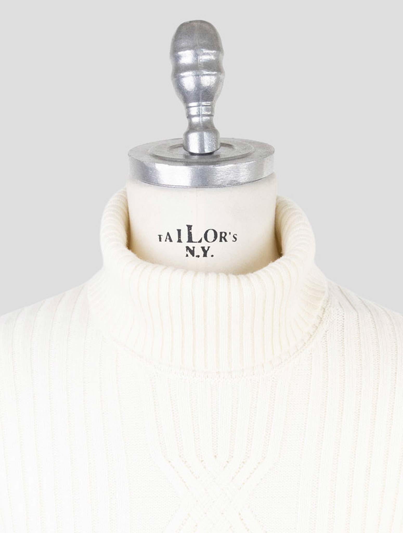 Kiton White Cashmere Sweater Turtleneck