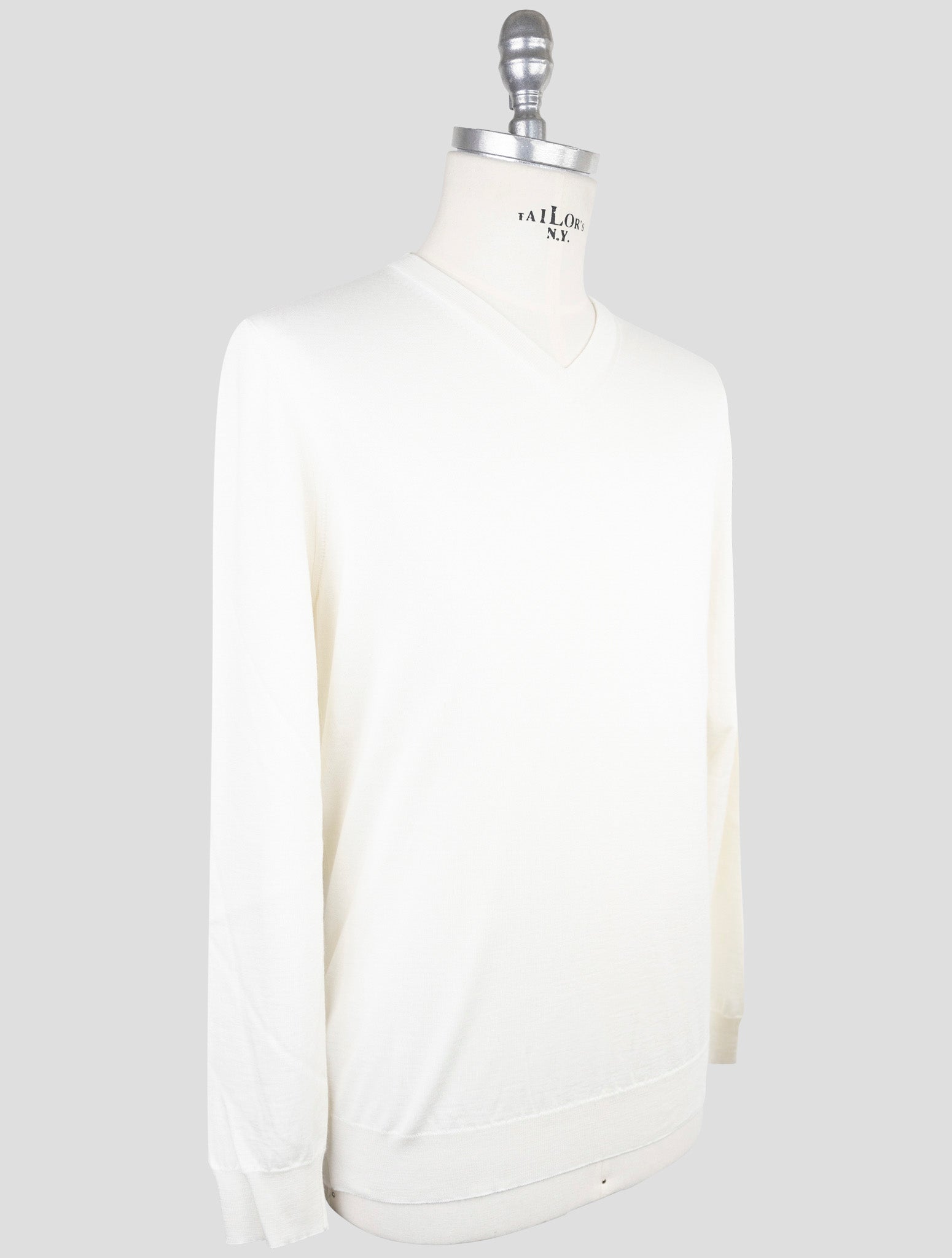 Kiton White Cashmere Silk Sweater V-Neck
