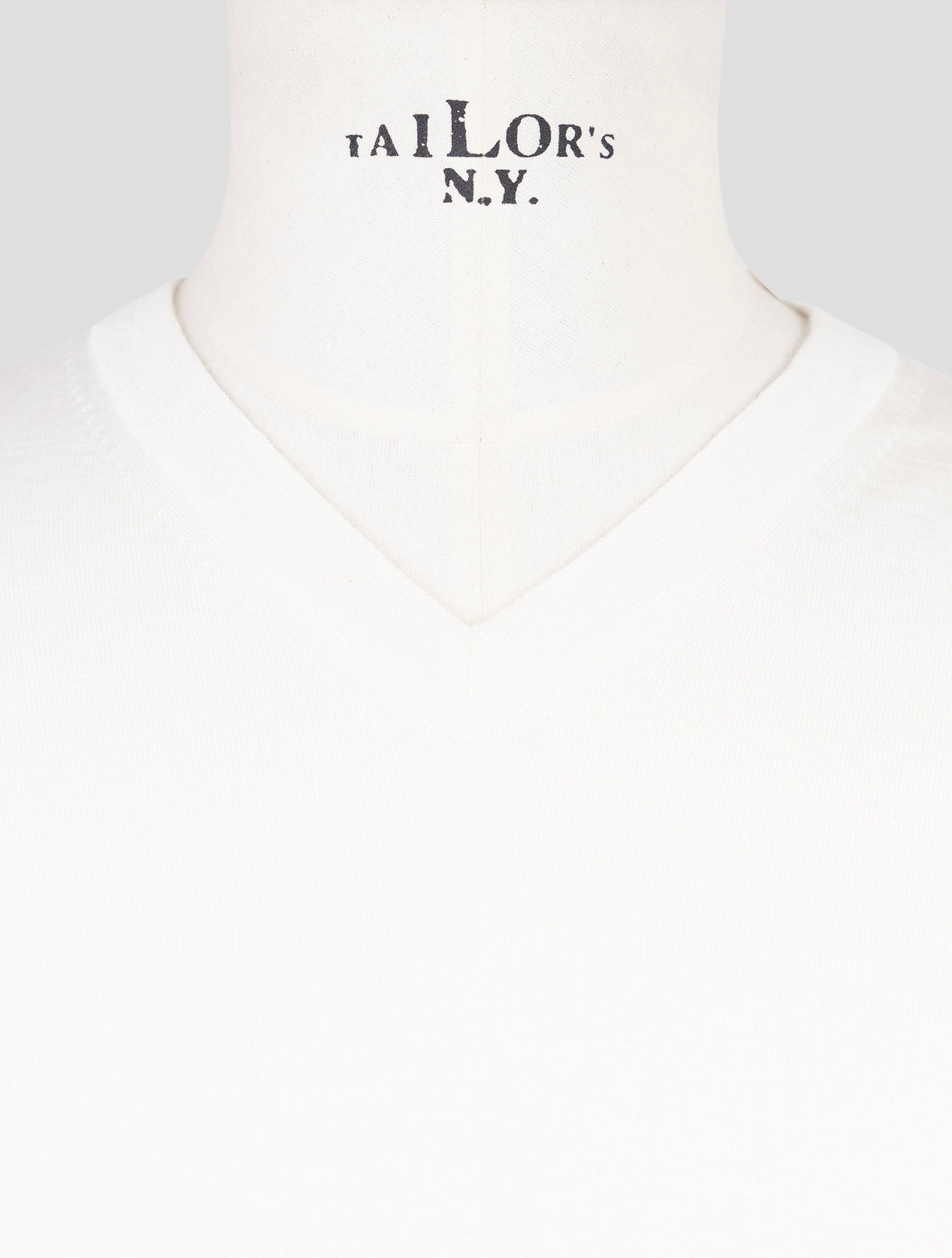 Kiton White Cashmere Silk Sweater V-Neck