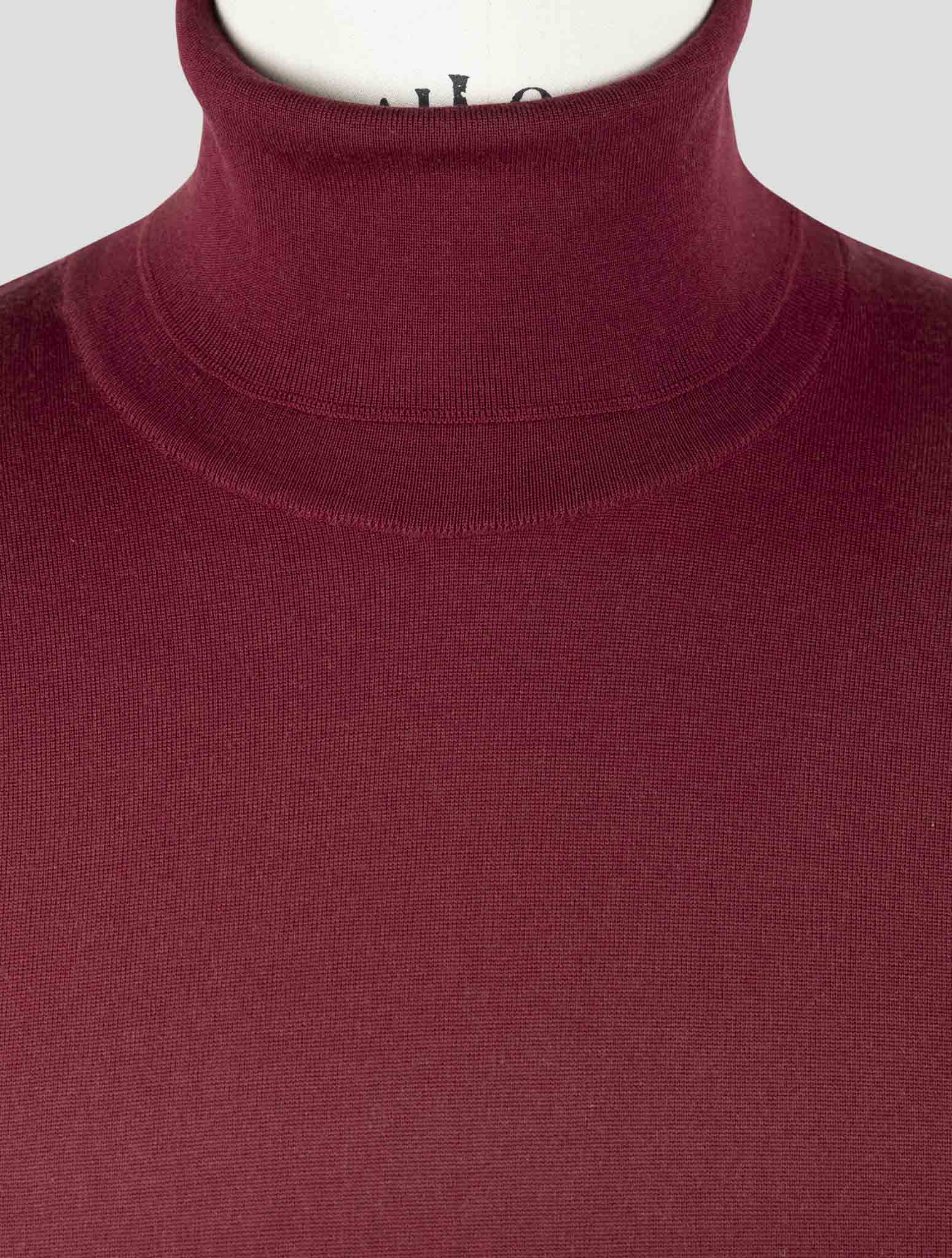 Kiton Burgundy Wool Sweter Turtleneck