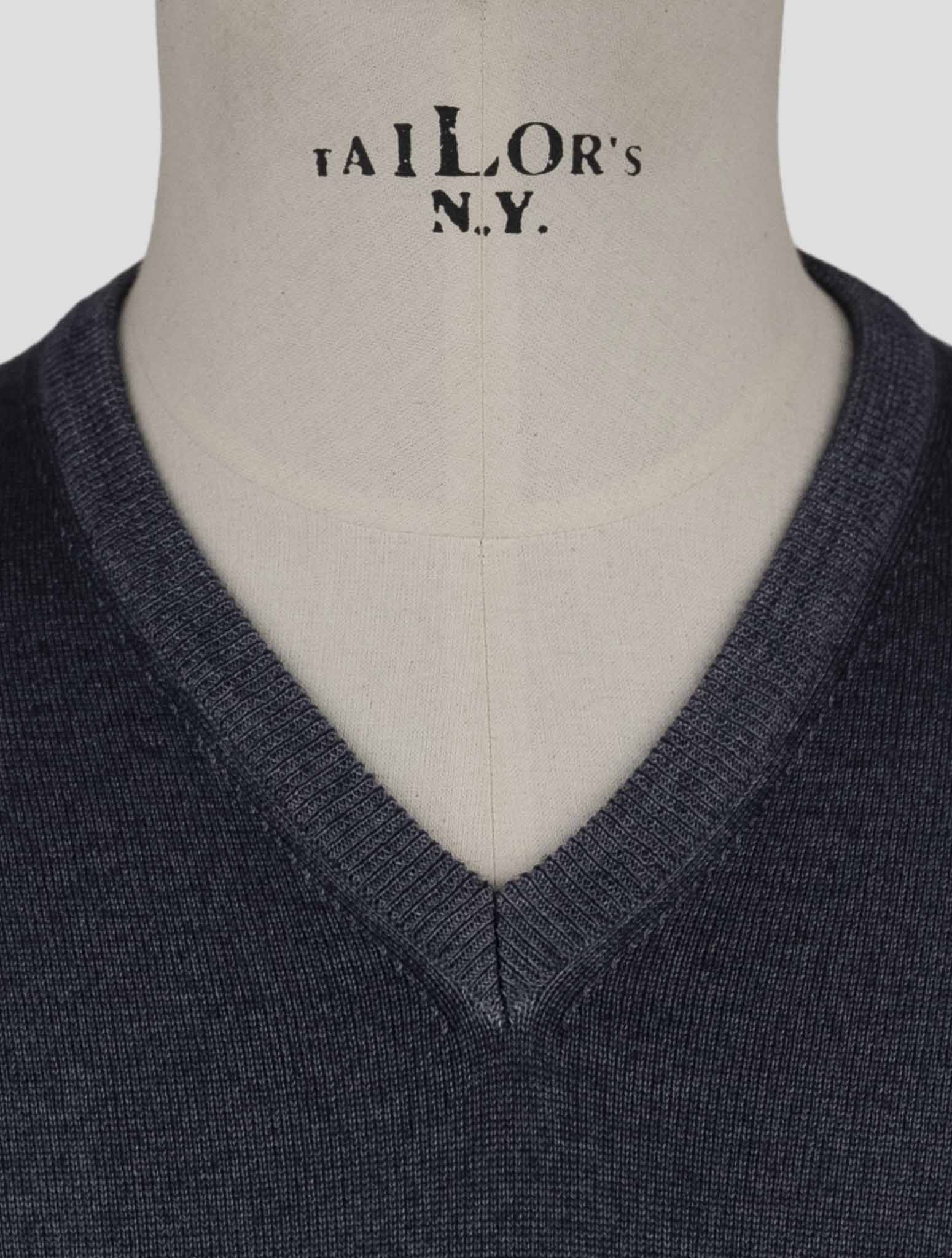 Kiton Gray Wool Sweater V-Neck