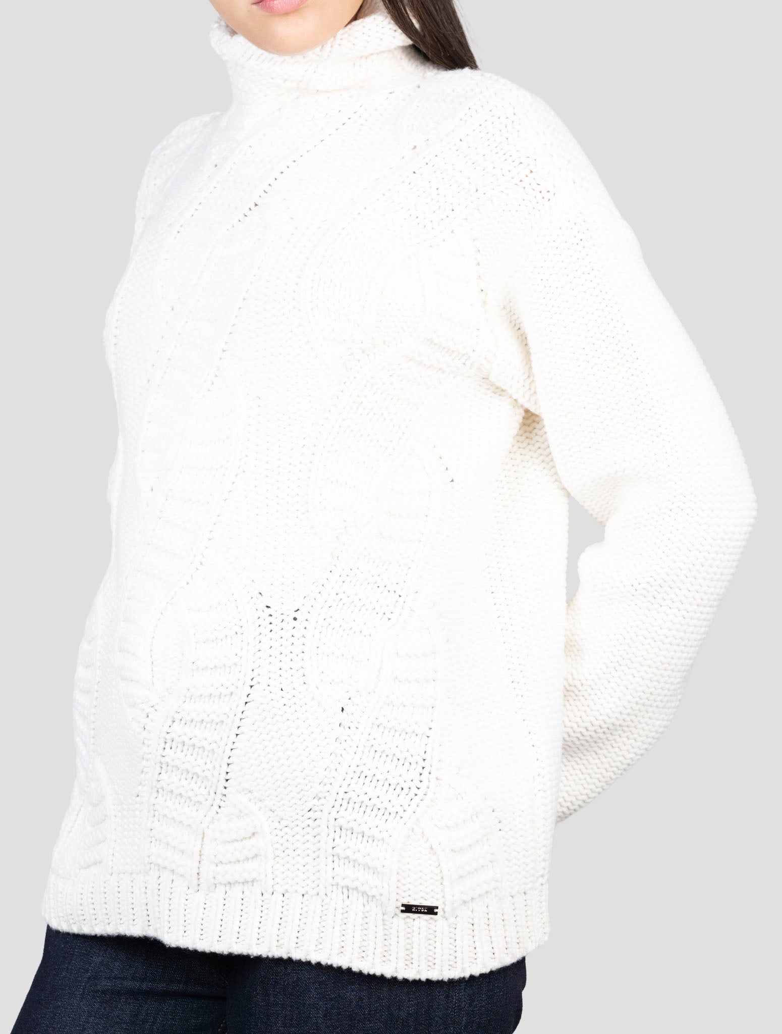 Kiton White Cashmere Sweater Turtleneck