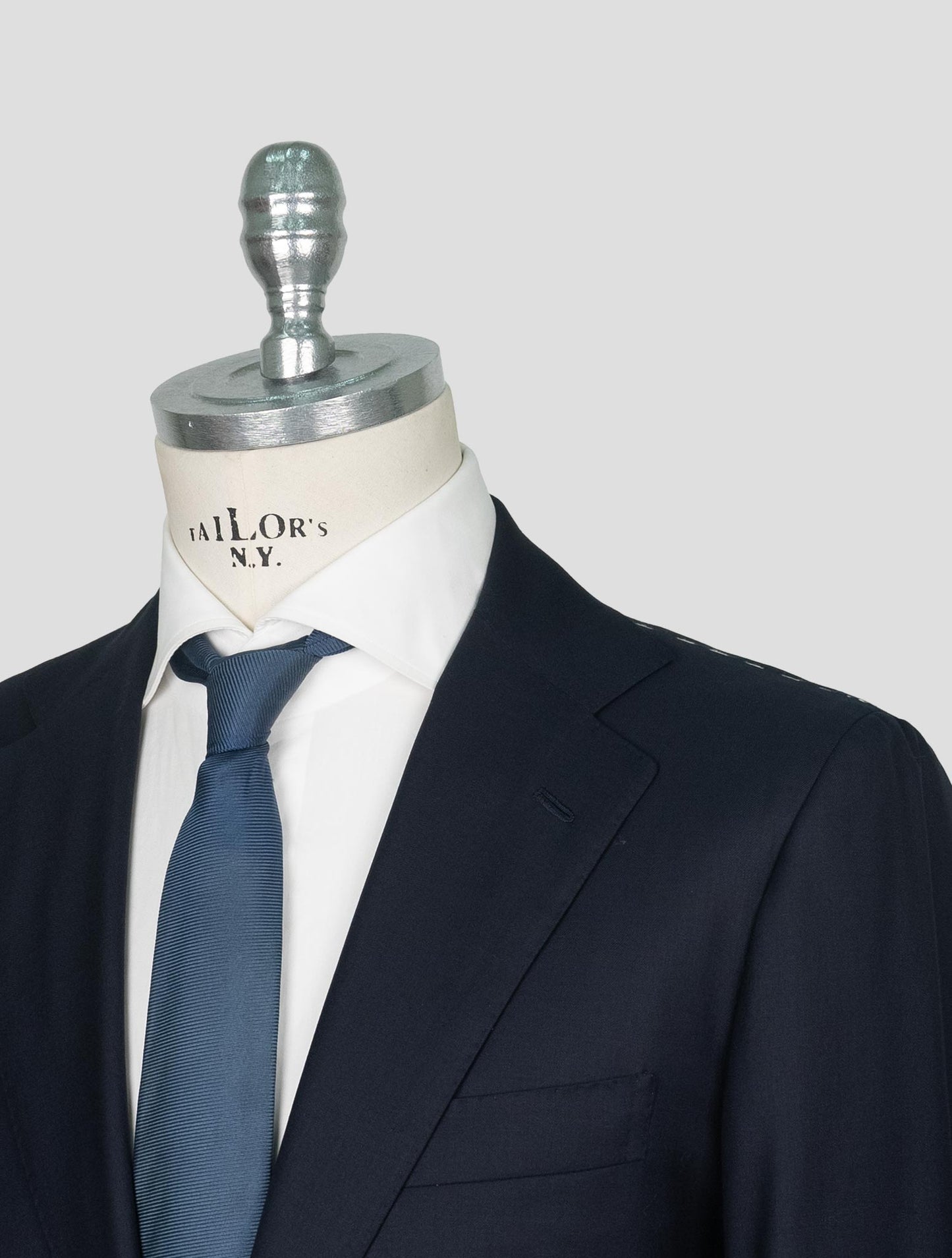 Kiton Blue Virgin Wool 14 Micron Suit